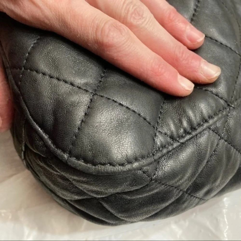 Michael kors black leather quilted bag
